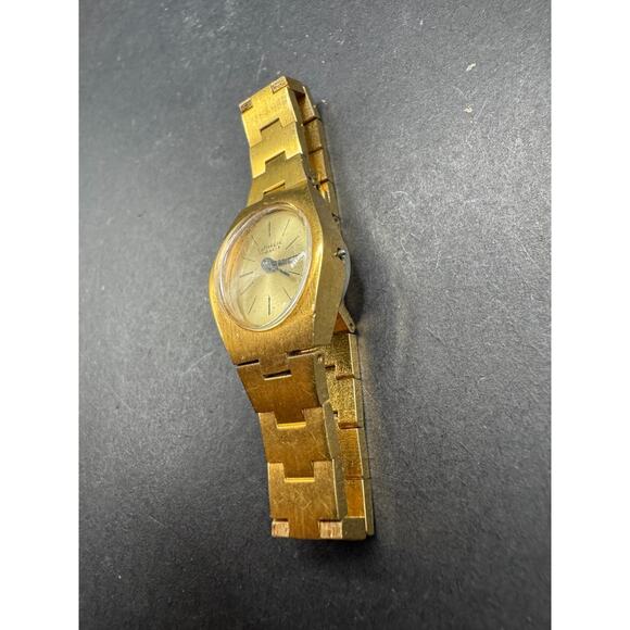 Vintage La Marque Manual Mechanical Oval Gold Tone Solid Link Watch 17 Jewels - Picture 4 of 13